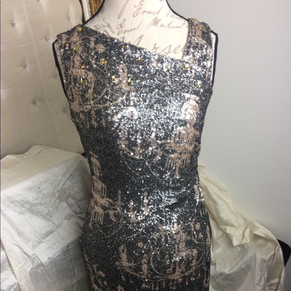 Kay Unger sequins dress